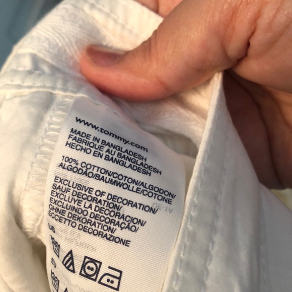 New with tags size 18 Tommy Hilfiger shorts white - Picture 6 of 6